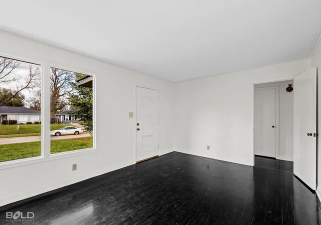 Photo 4 of Sale Pending at 159 Kayla St, Shreveport, LA 71105 | MLS# 21196175 | Listing updated on 2026-08-22