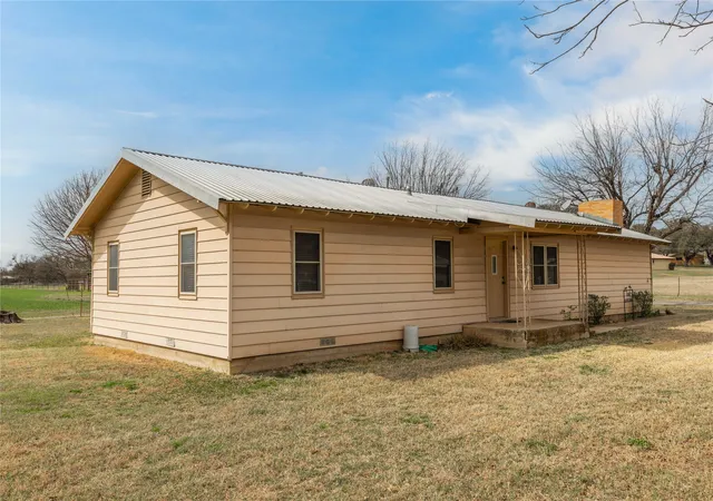 Homes for sale in Early, TX | 101 Allen Dr, Early, TX 76802 | MLS# 21199578