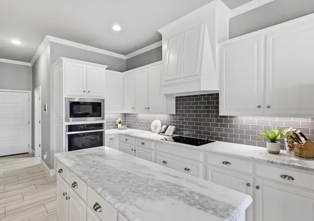 Photo 4 of Sale Pending at 12737 Elm Springs Trl, Haslet, TX 76052 | MLS# 21197381 | Listing updated on 2026-08-31