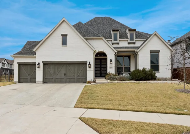Photo 1 of Single family home for sale at 2301 Sandlin Dr, Aledo, TX 76008 | MLS# 21198589 | Listing updated on 2026-09-03