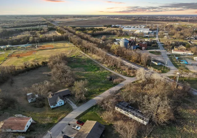 Homes for sale in Trenton, TX | 121 Holmes St #Lot 2, Trenton, TX 75490 | MLS# 21201088