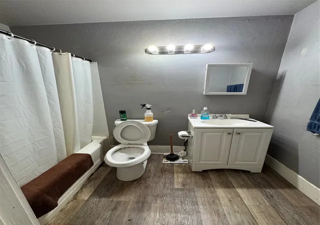 Photo 3 of House for sale at 111 N Nueces, Coleman, TX | MLS# 21201239 | Listing updated on 2026-09-30