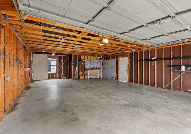 Homes for sale in Pottsboro, TX | 412 Main St, Pottsboro, TX 75076 | MLS# 21201326