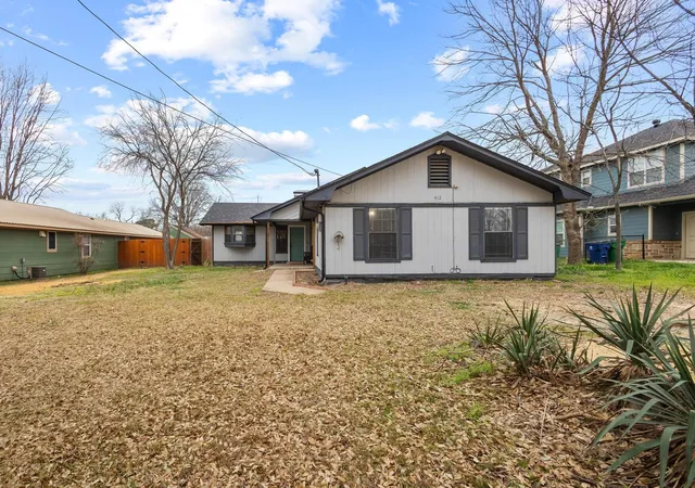 Homes for sale in Pottsboro, TX | 412 Main St, Pottsboro, TX 75076 | MLS# 21201326