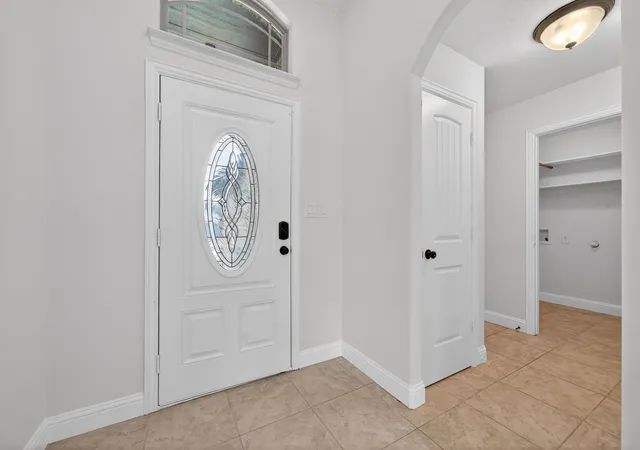 Photo 2 of Single family home for sale at 118 Vaughn Ln, Quinlan, TX 75474 | MLS# 21201518 | Listing updated on 2026-09-01