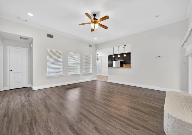 Photo 4 of Single family home for sale at 118 Vaughn Ln, Quinlan, TX 75474 | MLS# 21201518 | Listing updated on 2026-09-27