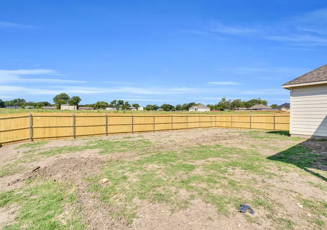 Homes for sale in Palmer, TX | 530 E Lamar St, Palmer, TX 75152 | MLS# 21200409