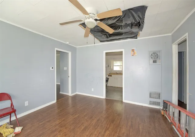 Photo 3 of Single family home for sale at 1429 S Elm, Sherman, TX 75090 | MLS# 21198367 | Listing updated on 2026-08-31