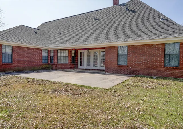 Homes for sale in Texarkana, TX | 103 Coke Dr, Texarkana, TX 75501 | MLS# 21201480