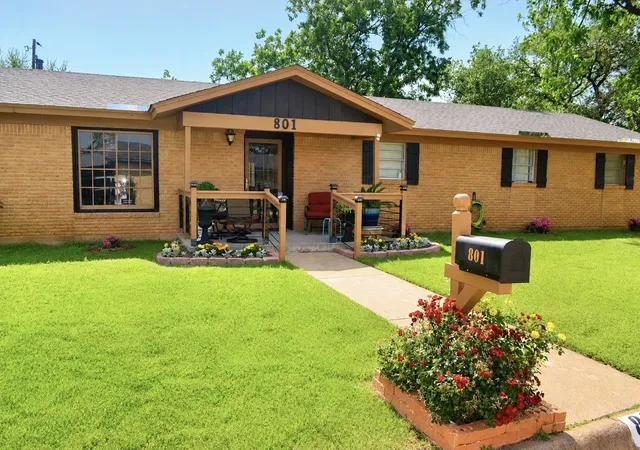 Homes for sale in Breckenridge, TX | 801 Westridge Cir, Breckenridge, TX 76424 | MLS# 21199179