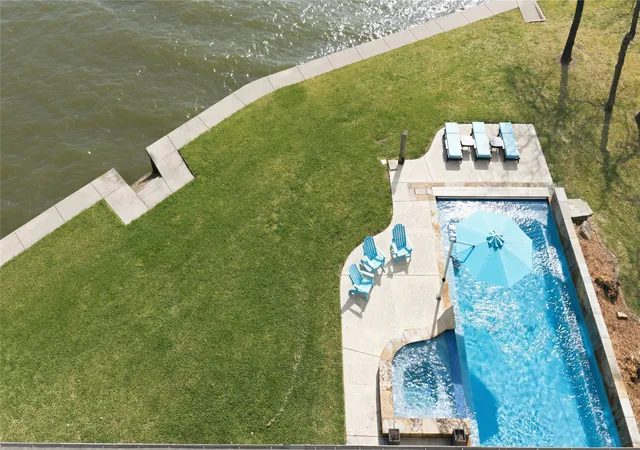 Photo 4 of Single family home for sale at 1617 Maple Dr, Tool, TX 75143 | MLS# 21201795 | Listing updated on 2026-09-01