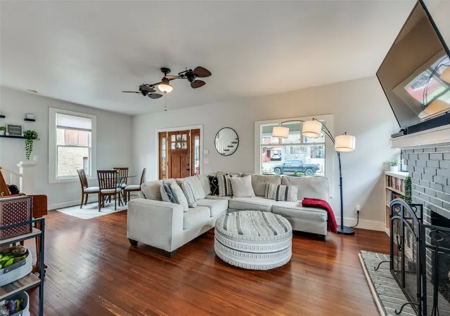 4th image of 2236 Alston Ave, Fort Worth, TX 76110 | MLS# 21201814