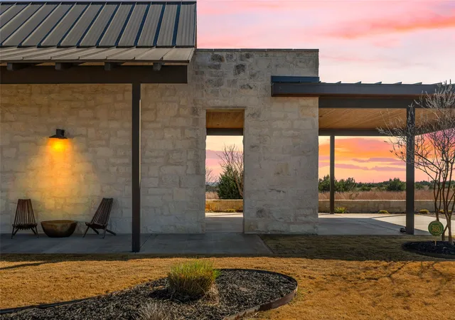 3rd image of 1231 Pr 21, Glen Rose, TX 76690 | MLS# 21181368