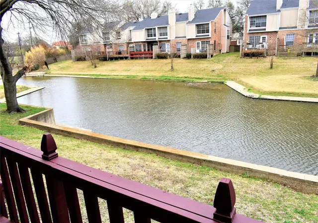 4th image of 2320 Northlake Ct, Irving, TX 75038 | MLS# 21201965