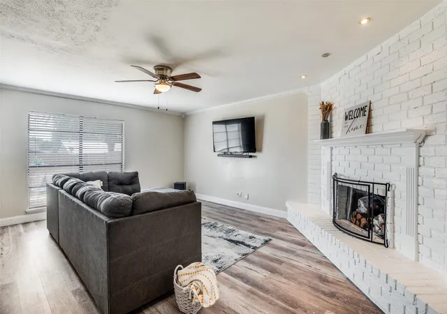 Photo 3 of Single family home for sale at 10222 Red Maple Dr, Dallas, TX 75249 | MLS# 21202013 | Listing updated on 2026-07-05