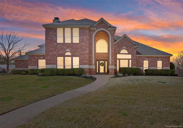 Photo 2 of Sale Pending at 319 Winding Creek Ln, Mc Gregor, TX 76657 | MLS# 21200943 | Listing updated on 2026-07-24