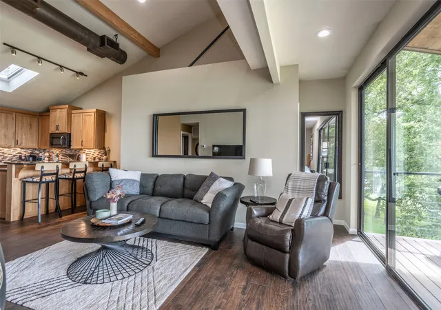 Photo 3 of Single family home for sale at 78 Park Ln, Gainesville, TX 76240 | MLS# 21202047 | Listing updated on 2026-10-05