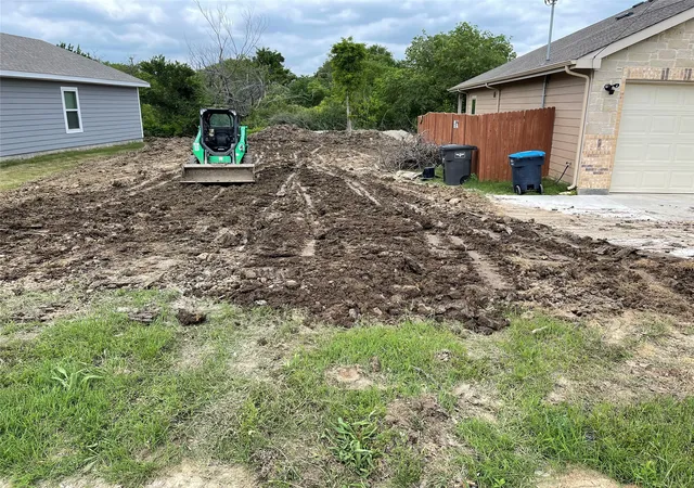 Photo 3 of Land for sale at 1039 E Magnolia Ave, Fort Worth, TX 76104 | MLS# 21202157 | Listing updated on 2026-10-06