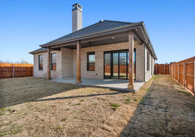 Homes for sale in Red Oak, TX | 117 Yvonne St, Red Oak, TX 75154 | MLS# 21187185