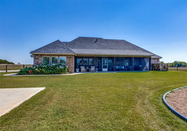 Photo 3 of Sale Pending at 1150 Lone Star Rd, Bowie, TX 76230 | MLS# 21202366 | Listing updated on 2026-07-10