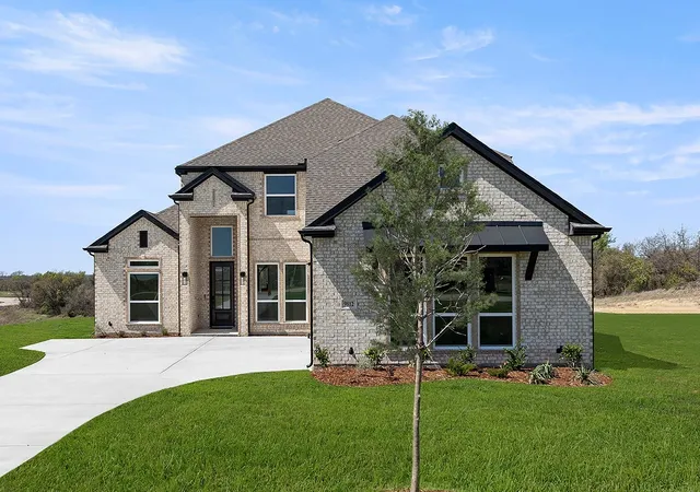 Photo 4 of Single family home for sale at 9812 Aiken Ct, Forney, TX | MLS# 21202381 | Listing updated on 2026-10-06