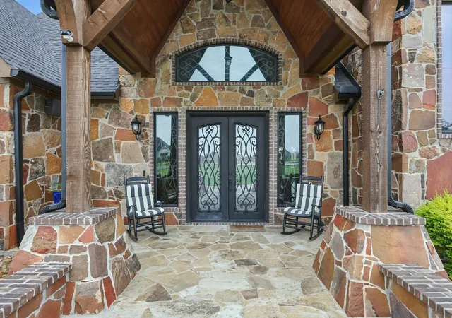 Photo 3 of Single family home for sale at 5900 Florance Rd, Justin, TX 76247 | MLS# 21202424 | Listing updated on 2026-07-22