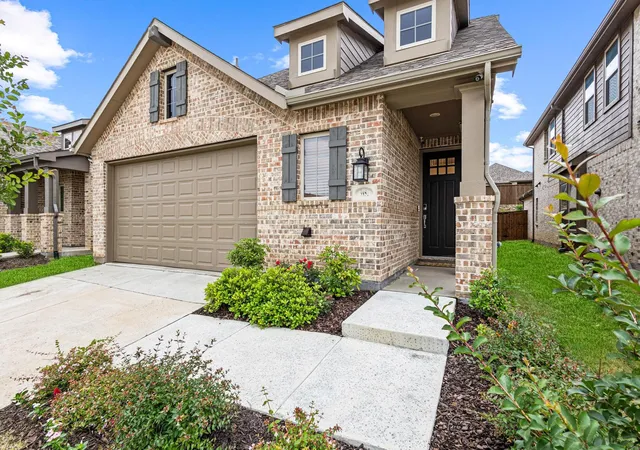 Homes for sale in Denison, TX | 3952 Oak Creek Cir, Denison, TX 75020 | MLS# 21202537