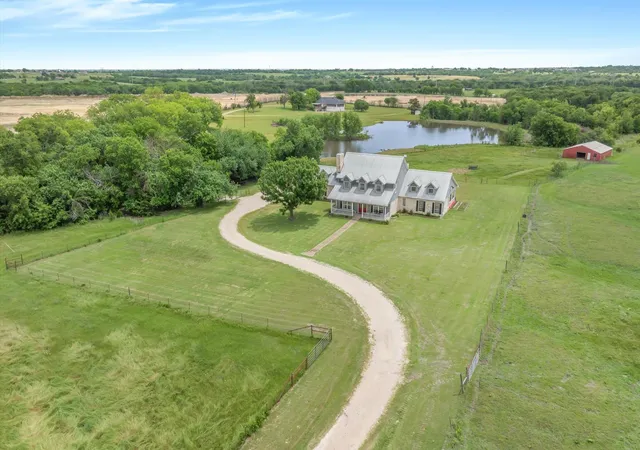 Photo 4 of Single family home for sale at 707 Cullins Rd, Rockwall, TX 75032 | MLS# 21199208 | Listing updated on 2026-07-18