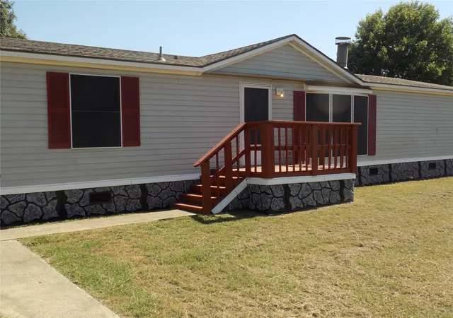 Photo 1 of Manufactured home for sale at 3450 Sarra Ln, Springtown, TX 76082 | MLS# 21202944 | Listing updated on 2026-07-19