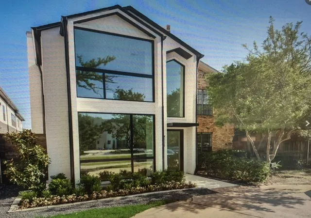 Homes for sale in University Park, TX | 3629 Mcfarlin Blvd, University Park, TX 75205 | MLS# 21198371