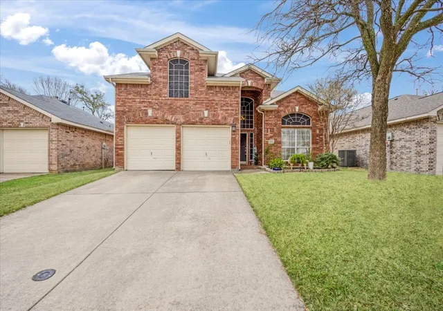 Homes for sale in Mc Kinney, TX | 2805 Dover Dr, Mc Kinney, TX 75069 | MLS# 21202405