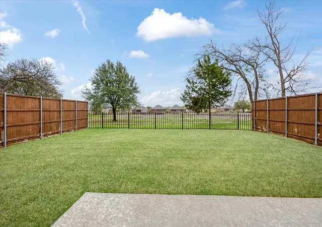Homes for sale in Mc Kinney, TX | 2805 Dover Dr, Mc Kinney, TX 75069 | MLS# 21202405
