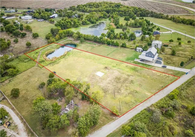 Homes for sale in Palmer, TX | 261 Coffee Rd, Palmer, TX 75152 | MLS# 21203235