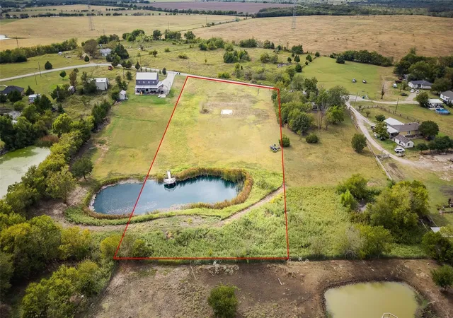Homes for sale in Palmer, TX | 261 Coffee Rd, Palmer, TX 75152 | MLS# 21203235
