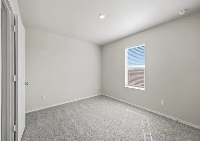 Photo 4 of Single family home for sale at 4232 Woodhill Bend Dr, Fort Worth, TX 76036 | MLS# 21199522 | Listing updated on 2026-09-23