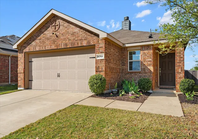 Homes for sale in Cross Roads, TX | 8741 Sierra Trl, Cross Roads, TX 76227 | MLS# 21202321