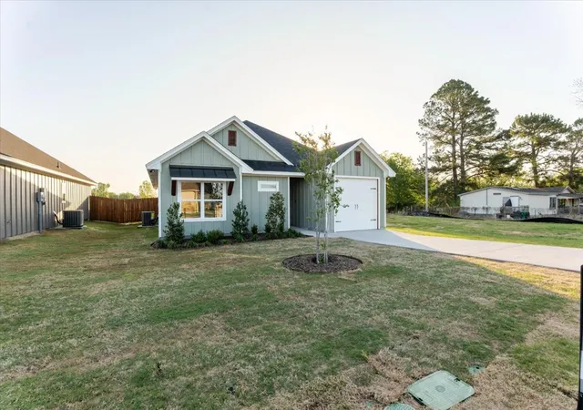 Homes for sale in Tolar, TX | 9209 Parkview Cir, Tolar, TX 76476 | MLS# 21203448