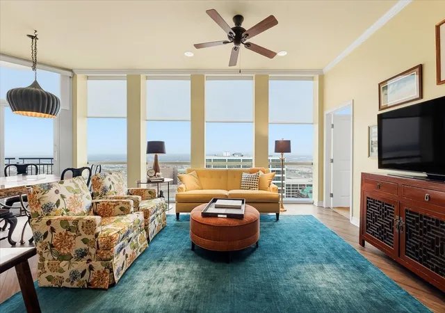 4th image of 500 Throckmorton St #2305, Fort Worth, TX 76102 | MLS# 21199038