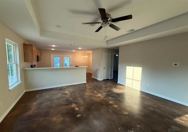 Photo 3 of Single family home for sale at 1710 E Avenue J, Lampasas, TX 76550 | MLS# 21203587 | Listing updated on 2026-07-18