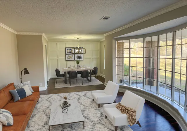 Photo 4 of Sale Pending at 2424 W Houston St, Sherman, TX 75092 | MLS# 21203194 | Listing updated on 2026-07-25