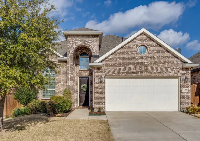 Photo 1 of Single family home for sale at 1113 Summer Ln, Mc Kinney, TX 75071 | MLS# 21203664 | Listing updated on 2026-07-11