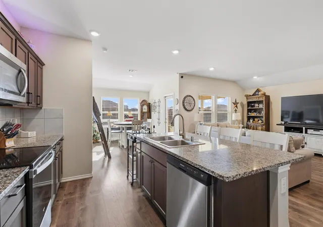 Photo 4 of Single family home for sale at 734 Meadow Creek Ln, Josephine, TX 75189 | MLS# 21202883 | Listing updated on 2026-08-24