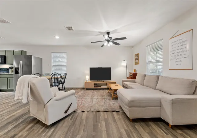 Homes for sale in Waco, TX | 1124 N 13Th St, Waco, TX 76707 | MLS# 21192663
