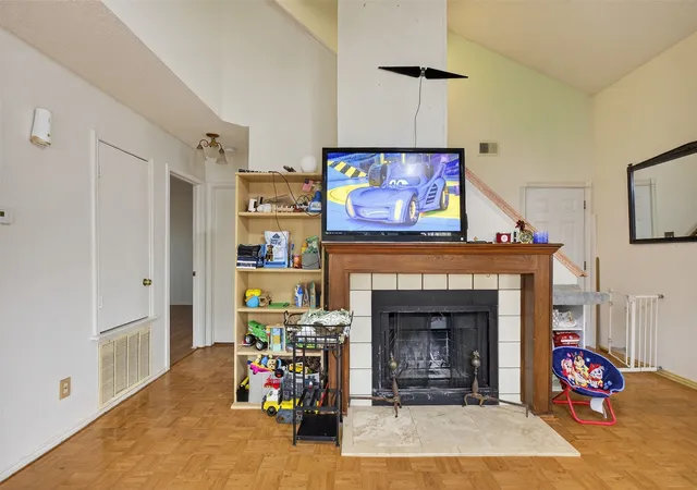 5th image of 6813 Haltom Rd, Fort Worth, TX 76137 | MLS# 21199995