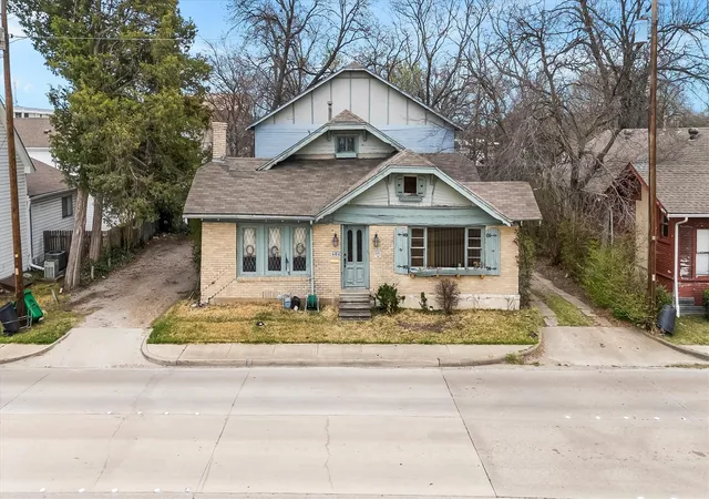 Photo 1 of Single family home for sale at 406 S S Bryan Belt Line, Mesquite, TX 75149 | MLS# 21203862 | Listing updated on 2026-09-18