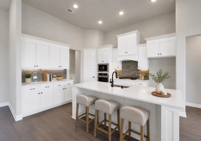 Photo 2 of Sale Pending at 108 Lila Lake Dr, Waxahachie, TX 75165 | MLS# 21201341 | Listing updated on 2026-07-27