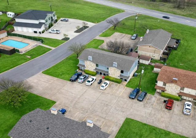 Photo 3 of Multi family home for sale at 1403 Courtney Pl, Cleburne, TX 76033 | MLS# 21189077 | Listing updated on 2026-09-23