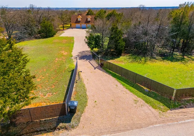 Photo 2 of Single family home for sale at 6160 County Road 319, Alvarado, TX 76009 | MLS# 21197443 | Listing updated on 2026-08-20