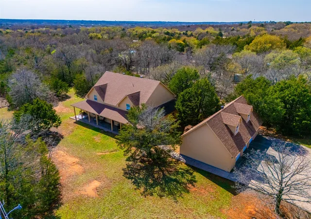 Photo 3 of Single family home for sale at 6160 County Road 319, Alvarado, TX 76009 | MLS# 21197443 | Listing updated on 2026-08-20