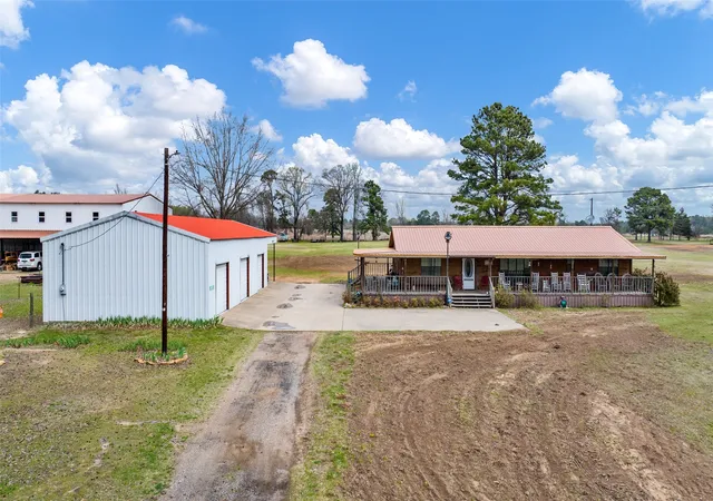 Homes for sale in Bagwell, TX | 2964 Fm 2120, Bagwell, TX 75412 | MLS# 21203102